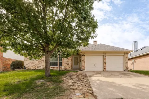 1905 Timberline Ln, Sherman, TX 75092