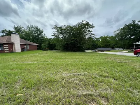 1610 N Hill Ave, Tyler, TX 75702