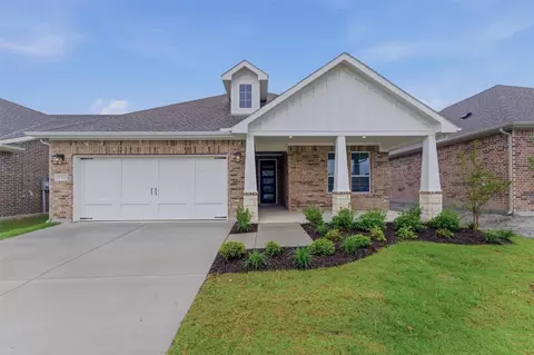 15113 Green Bluff Dr, Aledo, TX 76008