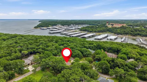 372 Lakepoint Loop, Pottsboro, TX 75076