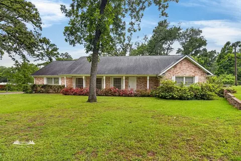 813 Livingston, Shreveport, LA 71107