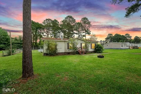 8256 Sophie Ln, Greenwood, LA 71033