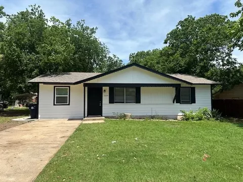609 Juno Ln, Denton, TX 76209