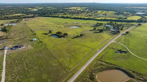 3688 N Fm 1655, Alvord, TX 76225