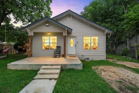 2221 S Park Ave, Waco, TX 76706