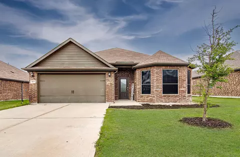 1813 Rialto Ln, Crowley, TX 76036