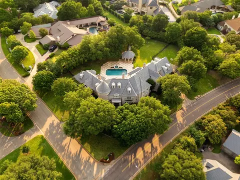 6002 Yorkville Ct, Dallas, TX 75248
