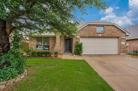 2100 Scott Creek Dr, Little Elm, TX 75068