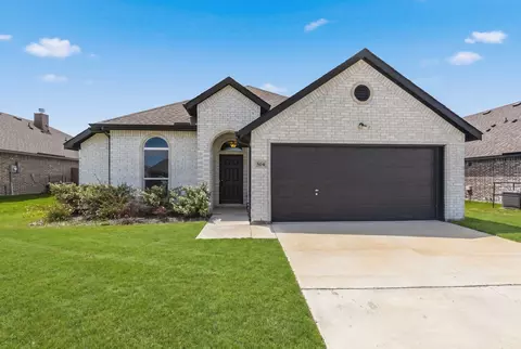 504 Flora Ct, Royse City, TX 75189