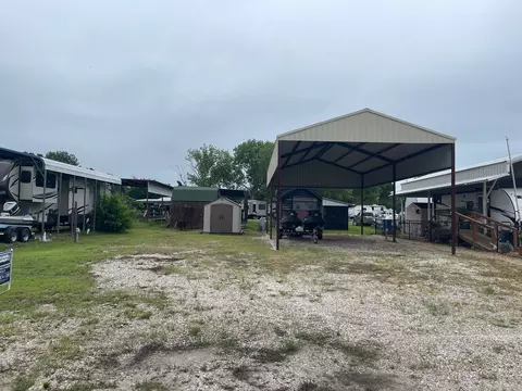 2081 Pelican Isle Dr, Kerens, TX 75144