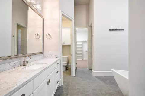 Bath - 2000 Willow Bend Ct, Prosper, TX 75078 photo 1 of 6
