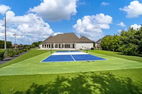 Exterior - 2000 Willow Bend Ct, Prosper, TX 75078 photo 4 of 4