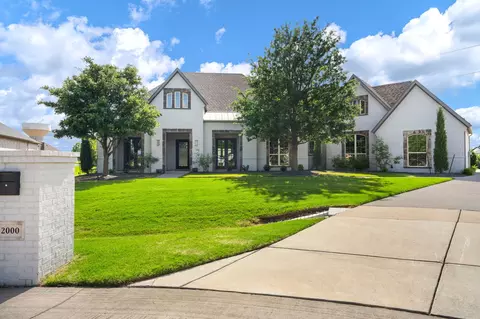 Exterior - 2000 Willow Bend Ct, Prosper, TX 75078 photo 3 of 4