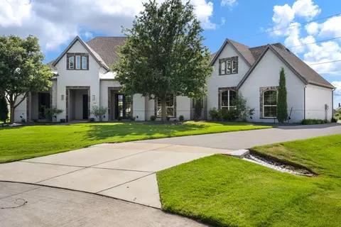 Exterior - 2000 Willow Bend Ct, Prosper, TX 75078 photo 2 of 4