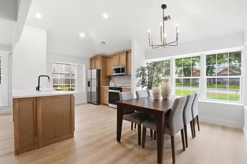 6415 High Country Trl, Arlington, TX 76016