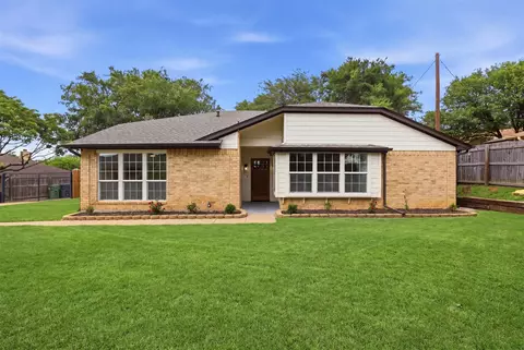 6415 High Country Trl, Arlington, TX 76016