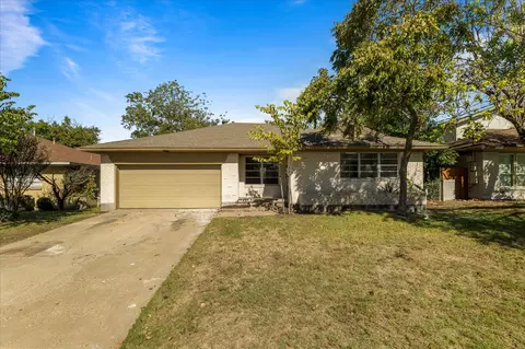 2243 Larry Dr, Dallas, TX 75228