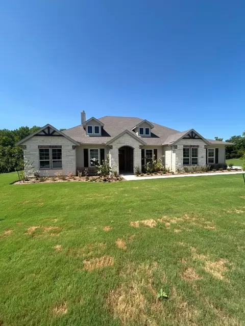 1001 Perrin Ln, Van Alstyne, TX 75495