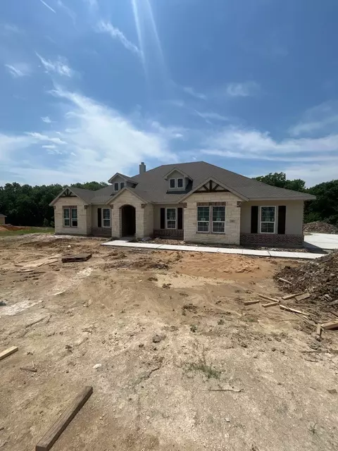 1001 Perrin Ln, Van Alstyne, TX 75495