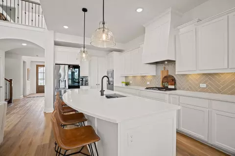Kitchen - 1833 Climbing Ct, Argyle, TX 76226 photo 3 of 4