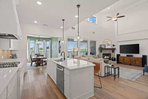 Kitchen - 1833 Climbing Ct, Argyle, TX 76226 photo 4 of 4