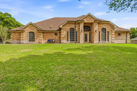 3625 Four Trees Dr, Weatherford, TX 76087