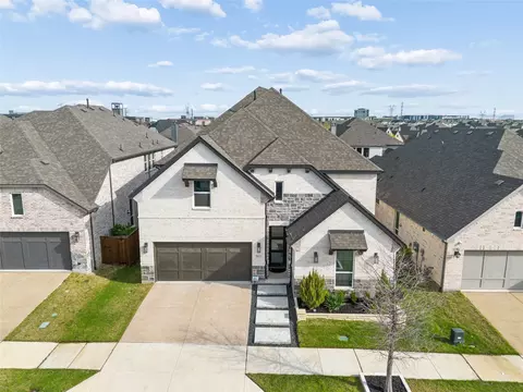 3613 Damsel Mackenzie St, Lewisville, TX 75056