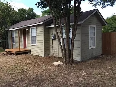 309 S Main St, Cedar Hill, TX 75104