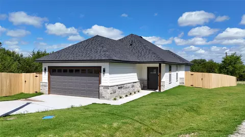 5708 Vanessa Ct, Granbury, TX 76048