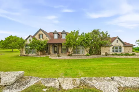 1914 Bentwater Pkwy, Granbury, TX 76049