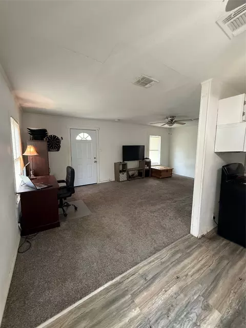 Other - 1006 Bishop St, Commerce, TX 75428 photo 3 of 4