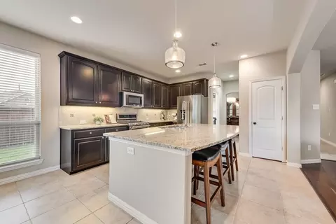 300 Perkins Dr, Lantana, TX 76226