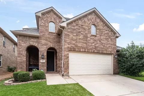 300 Perkins Dr, Lantana, TX 76226