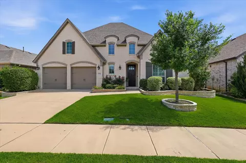 9708 Surveyor Rd, Oak Point, TX 75068
