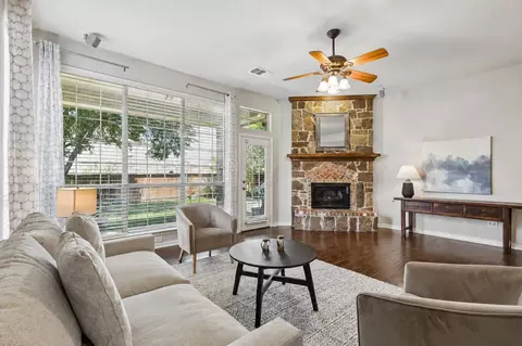 8728 Dayton Dr, Lantana, TX 76226