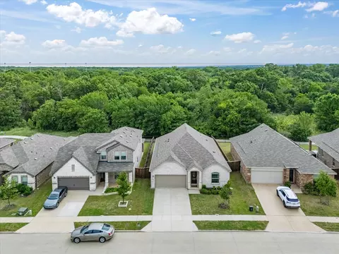 3512 Maroon Creek Rd, Aubrey, TX 76227