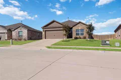 1012 Calhoun Dr, Anna, TX 75409