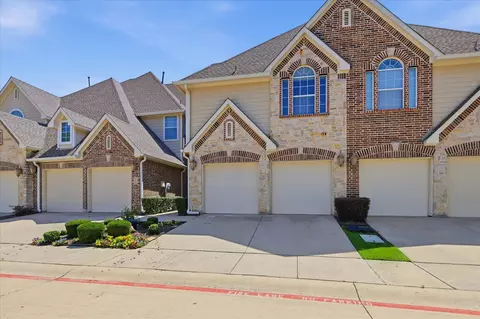 2957 Florence Dr, Lewisville, TX 75067