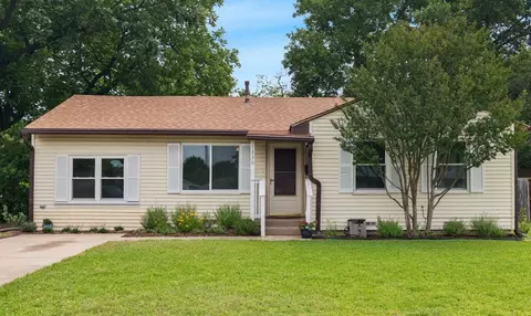 1336 Devonwood Dr, Garland, TX 75041