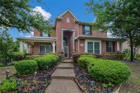 1501 Stone Dr, Carrollton, TX 75010