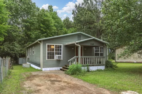 505 James St, Kilgore, TX 75662