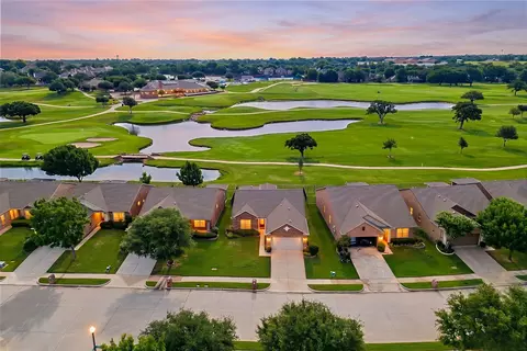 6625 Algarve Dr, Denton, TX 76210