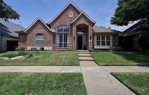 7512 Blossom Ln, Frisco, TX 75034