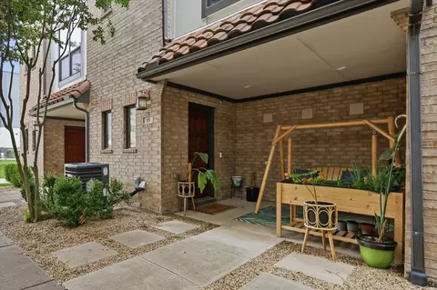 13900 Noel Rd #15, Dallas, TX 75240