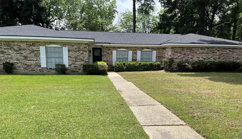 9064 Melody Ln, Shreveport, LA 71118