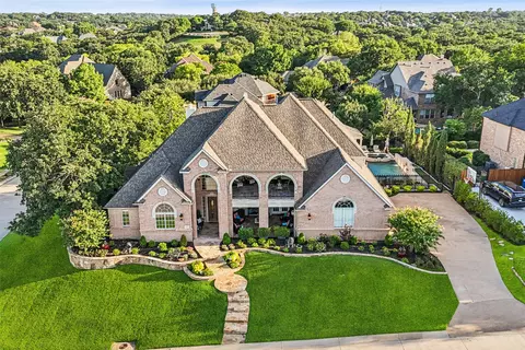 3113 Overlook Cir, Highland Village, TX 75077