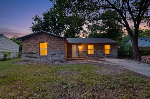 2518 Larry Dr, Dallas, TX 75228