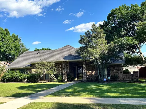 2300 Canyon Valley Trl, Plano, TX 75023