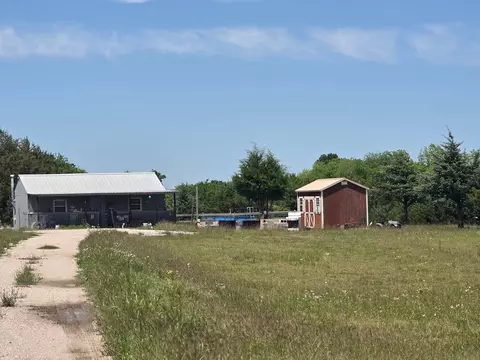 4872 County Road 1101, Celeste, TX 75423