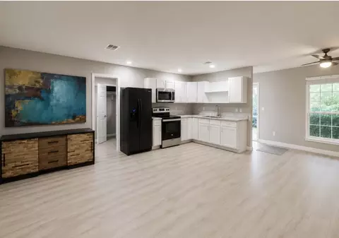 203 Wake Dr, Richardson, TX 75081